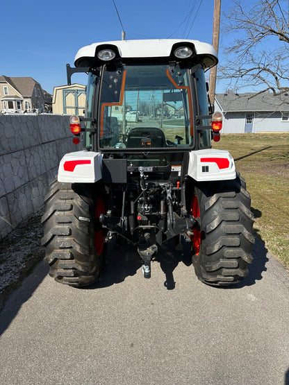 Bobcat CT5558 Compact Tractor w/ FL9-5 Loader Hydrostatic Transmission