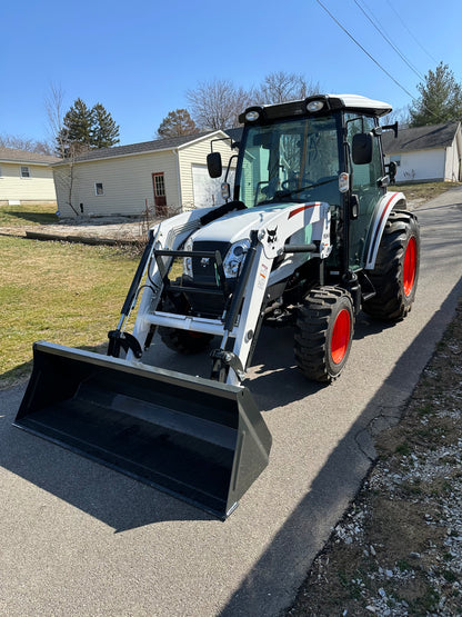 Bobcat CT5558 Compact Tractor w/ FL9-5 Loader Hydrostatic Transmission