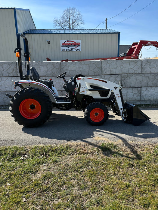 Bobcat CT2025 Compact Tractor w/  FL7 loader