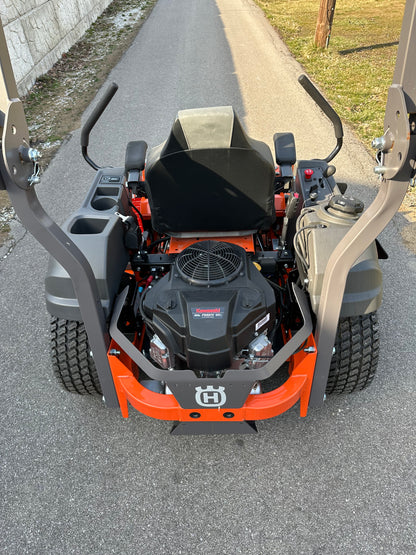 HUSQVARNA Z460 Professional Zero-Turn Lawn Mower