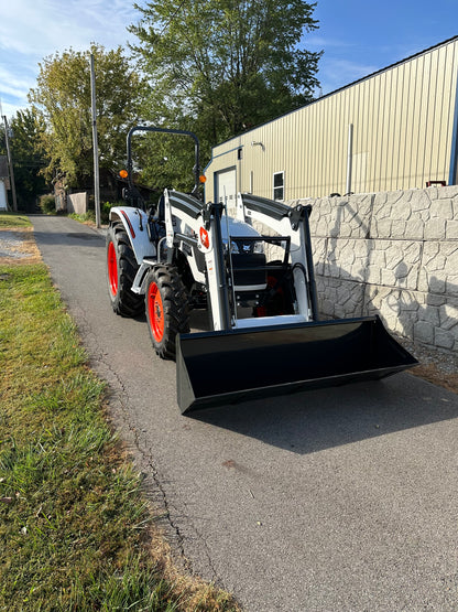 Bobcat UT6066 Utility Tractor w/ FL10 Loader Power Shuttle Shift Transmission